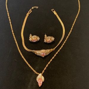 Gold Tone Necklace Bracelet Earring Set
